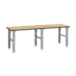 Arbejdsbord med oliehærdet bordplade. 2500x800 mm.