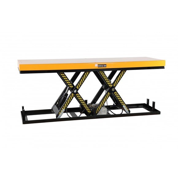 Løftebord 2000 kg platform mål 2500 x 820 mm.