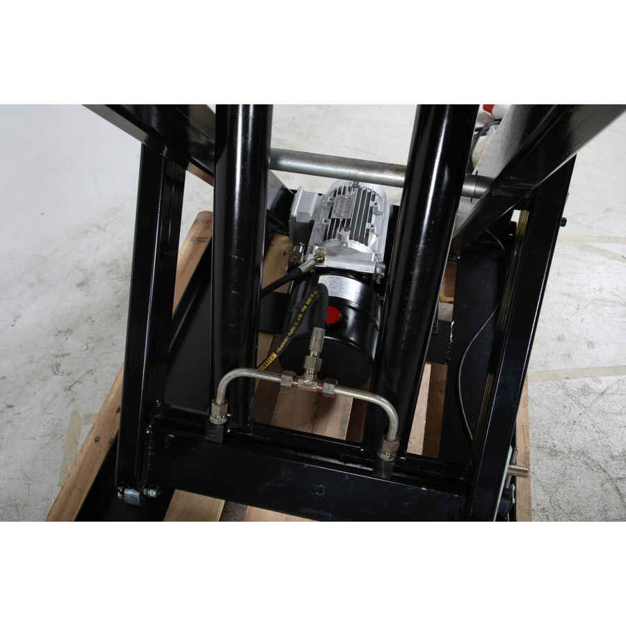 Løftebord 1000 kg platform mål 1300 x 820 mm.