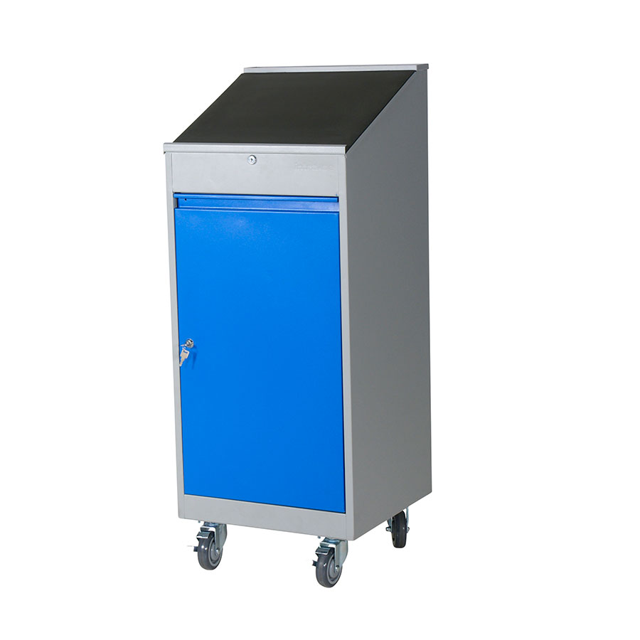 Skabsskrivepult med 2 aflåselige rum Skabsskrivepult med 2 aflåselige rum