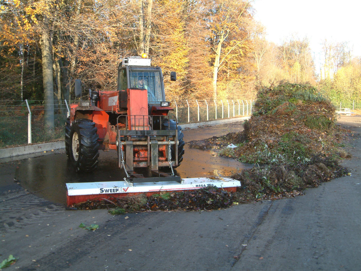 Truckkost MegaSweep 960 2440 mm.