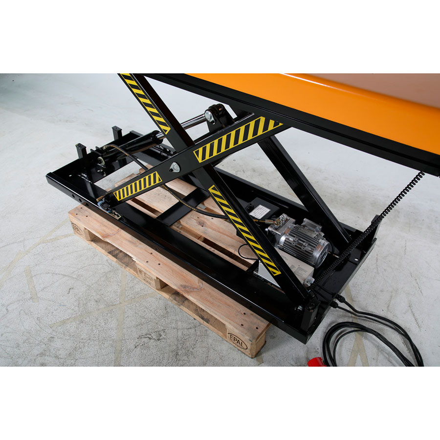 Løftebord 500 kg. platform mål 2000 x 800 mm.